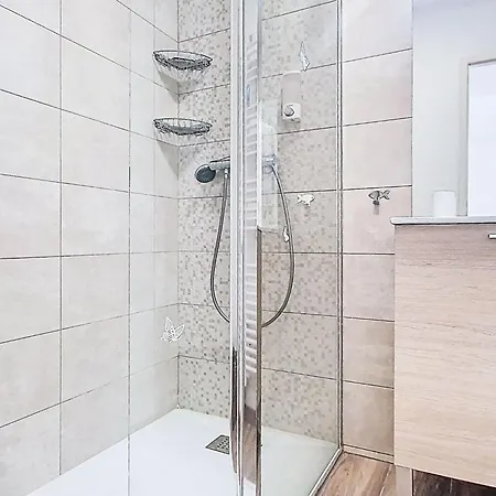 Apartamento Les Terrasses D'azur-3 By Interhome