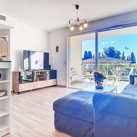 Апартаменты Les Terrasses D'azur-3 By Interhome